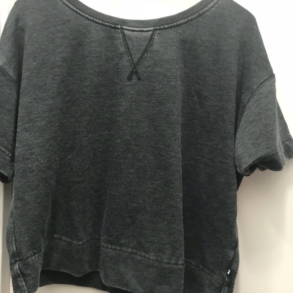 Fabletics super cute shirt